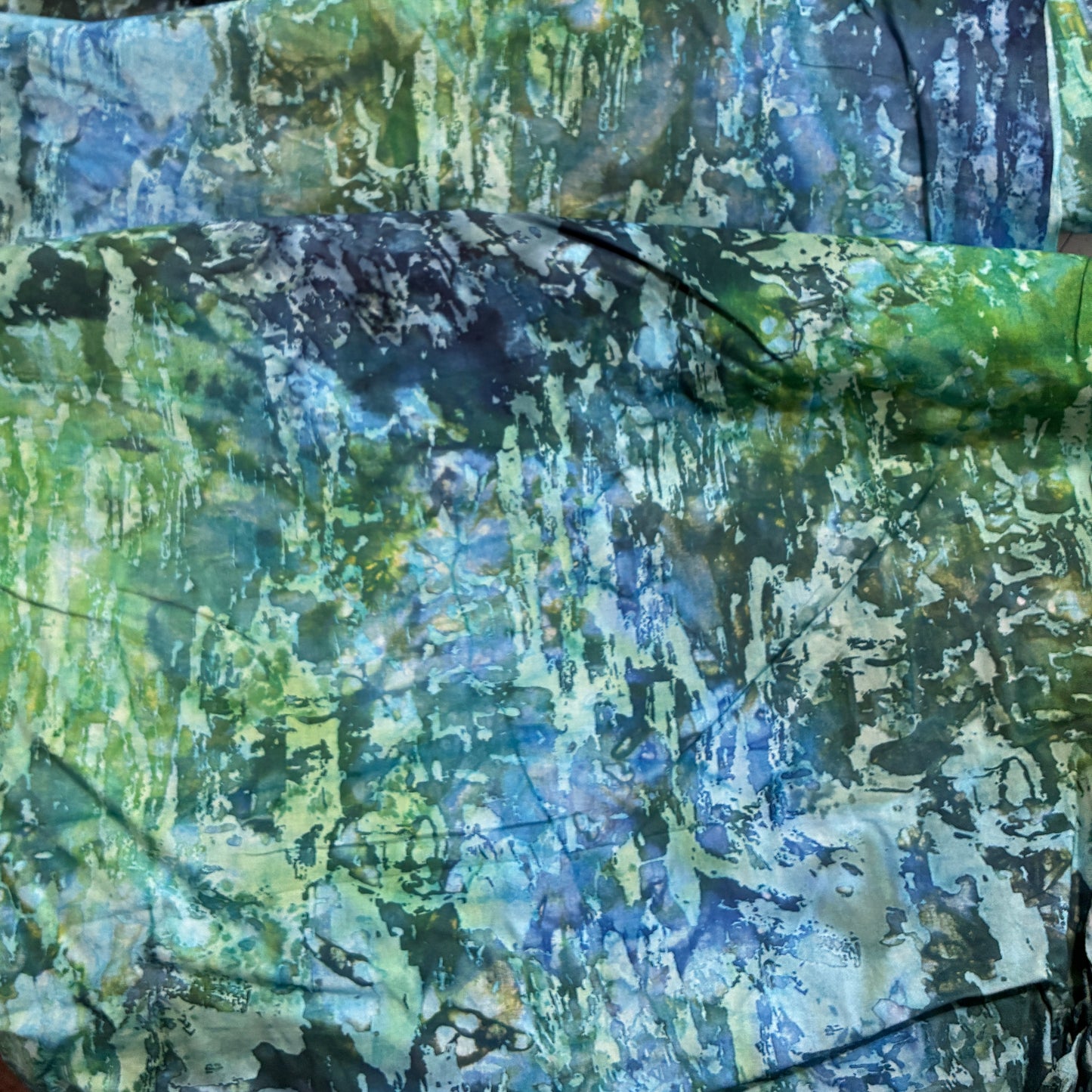 Abstract Texture Dark Green Batik